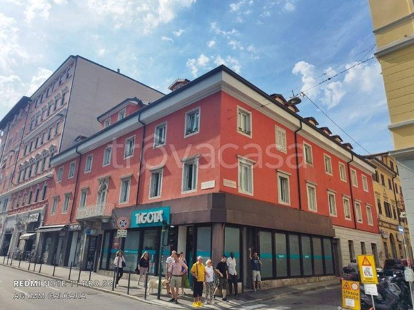 ufficio in vendita a Trieste