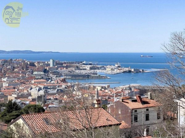 appartamento in vendita a Trieste in zona Scorcola