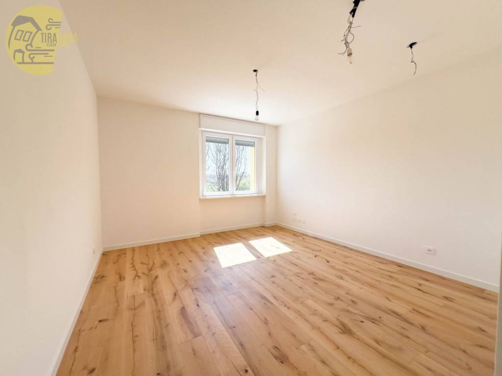 appartamento in vendita a Trieste in zona Campi Elisi