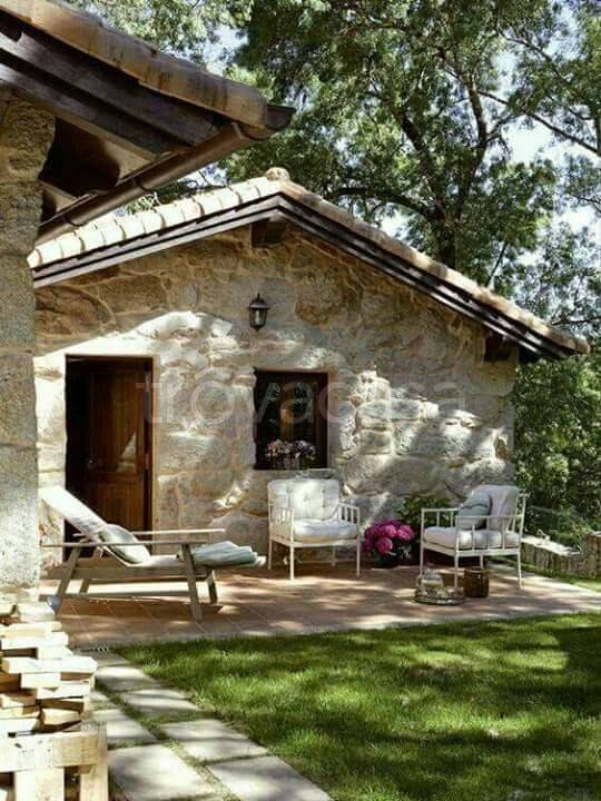casa indipendente in vendita a Trieste in zona Barcola