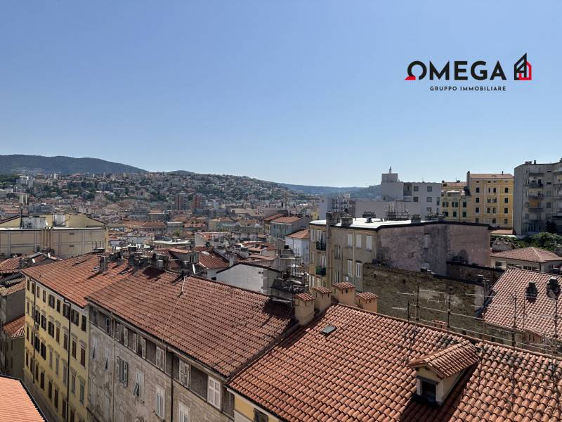 appartamento in vendita a Trieste in zona San Giacomo