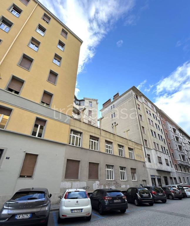 ufficio in vendita a Trieste in zona Borgo Teresiano