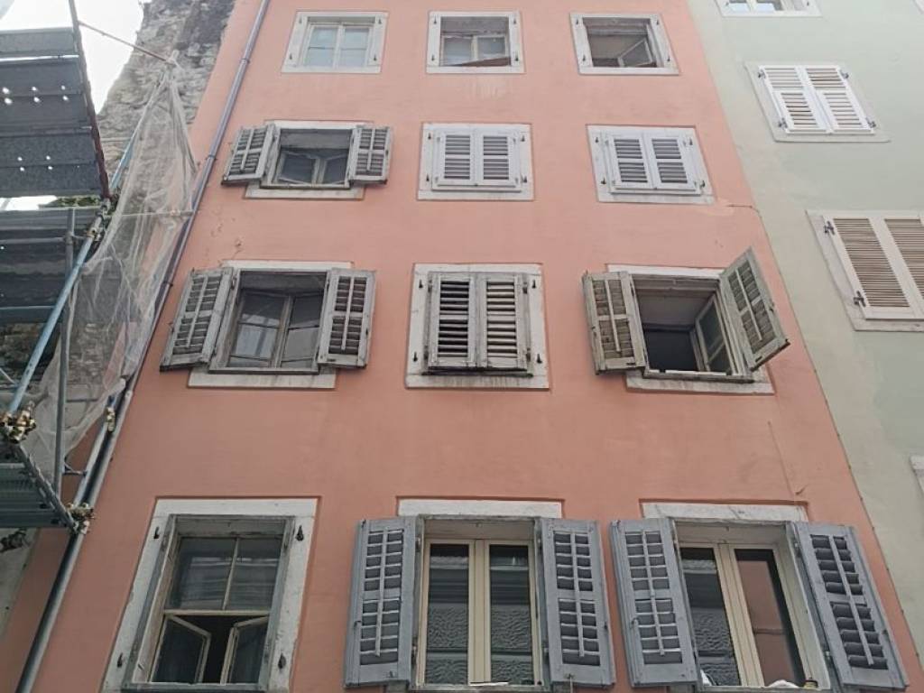 appartamento in vendita a Trieste in zona Città Vecchia