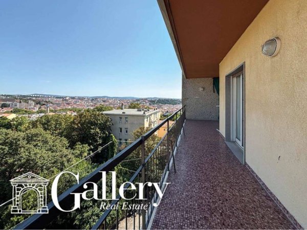 appartamento in vendita a Trieste in zona Scorcola
