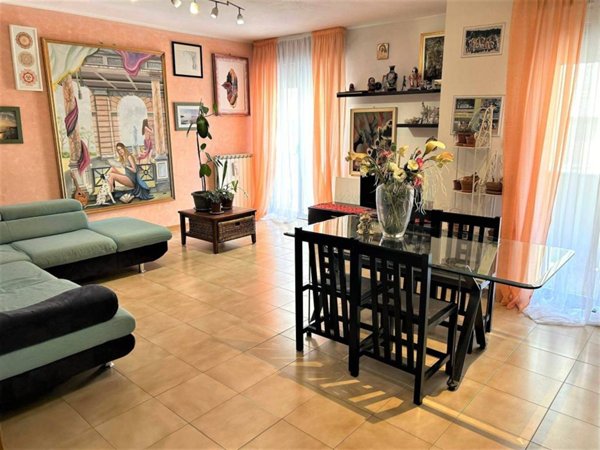 appartamento in vendita a Trieste in zona Barriera vecchia