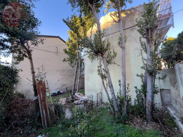 casale in vendita a Trieste in zona Rozzol