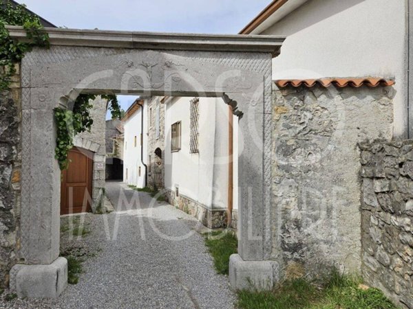 casa indipendente in vendita a Trieste in zona Santa Croce