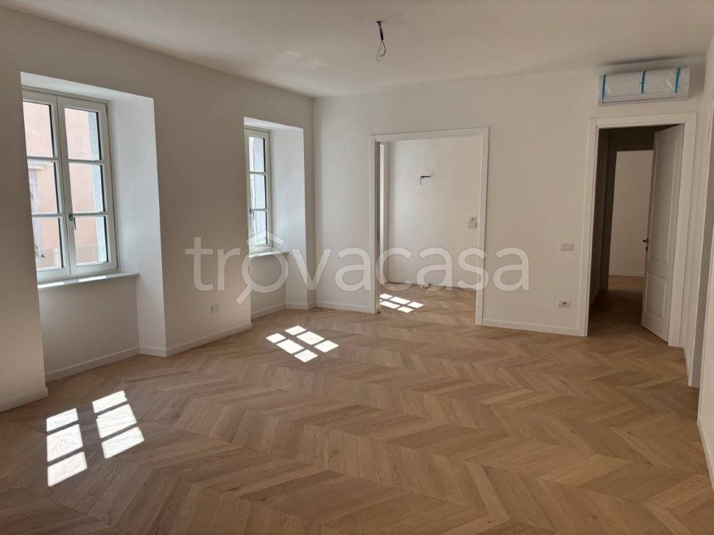 appartamento in vendita a Trieste in zona Borgo Teresiano