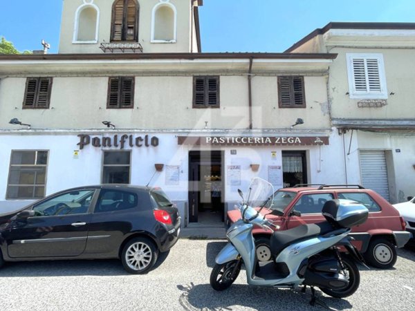 quadrivano in vendita a Trieste