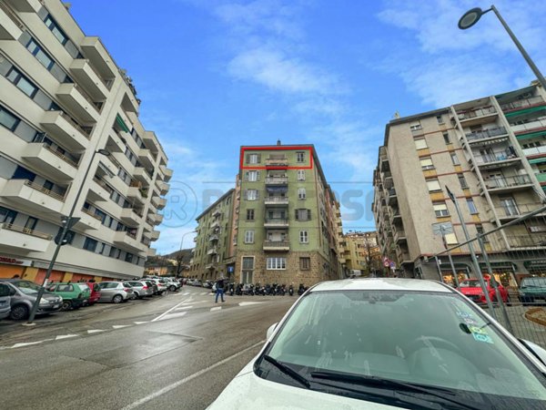 appartamento in vendita a Trieste in zona Roiano