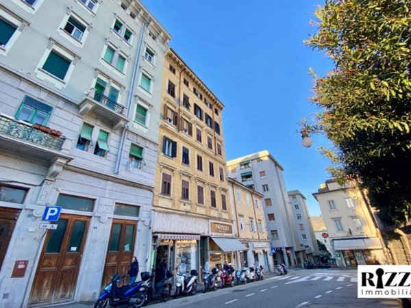 appartamento in vendita a Trieste in zona San Giacomo