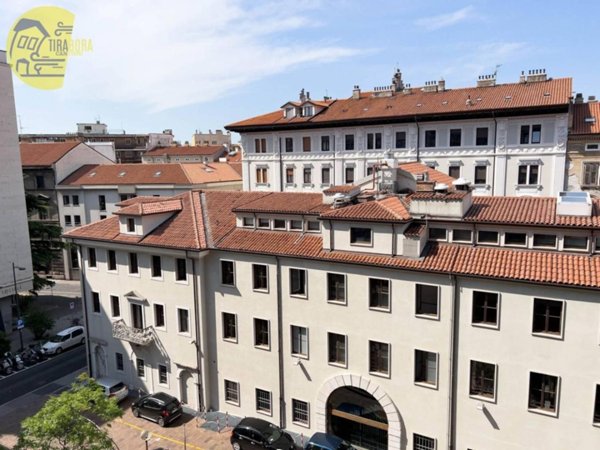 appartamento in vendita a Trieste in zona Città Vecchia
