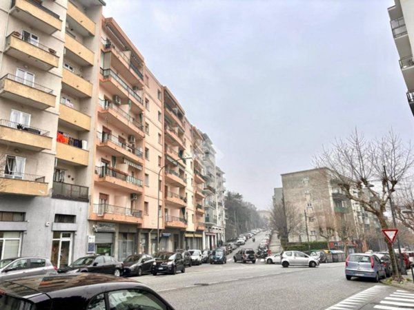 negozio in vendita a Trieste in zona Valmaura
