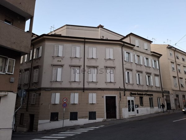 appartamento in vendita a Trieste in zona Città Vecchia
