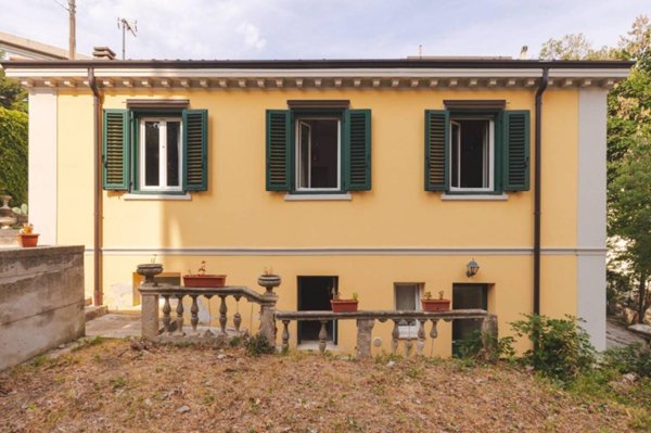 casa indipendente in vendita a Trieste in zona Cologna