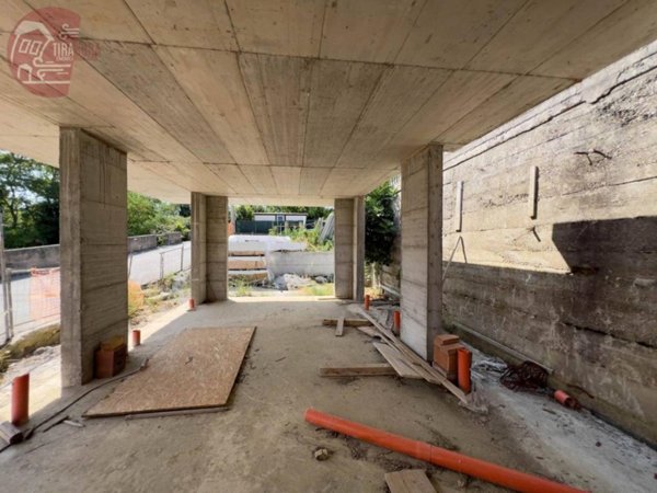 casa indipendente in vendita a Trieste in zona Cattinara