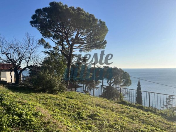 villa in vendita a Trieste in zona Grignano