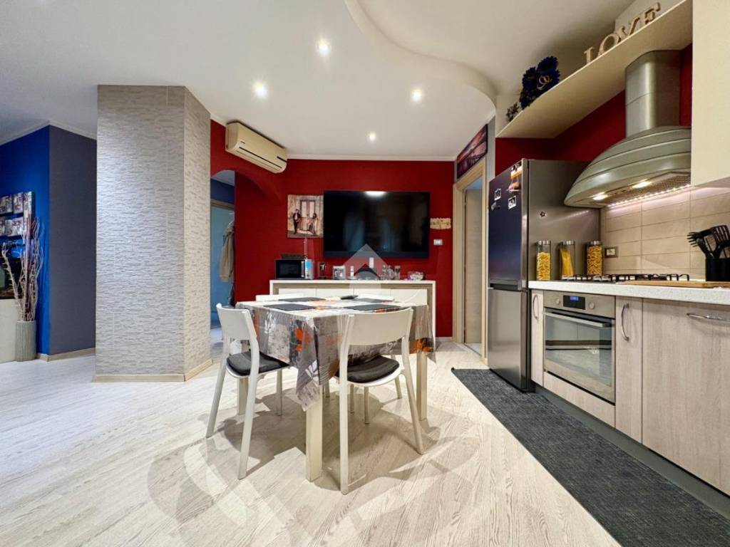appartamento in vendita a Trieste in zona Roiano