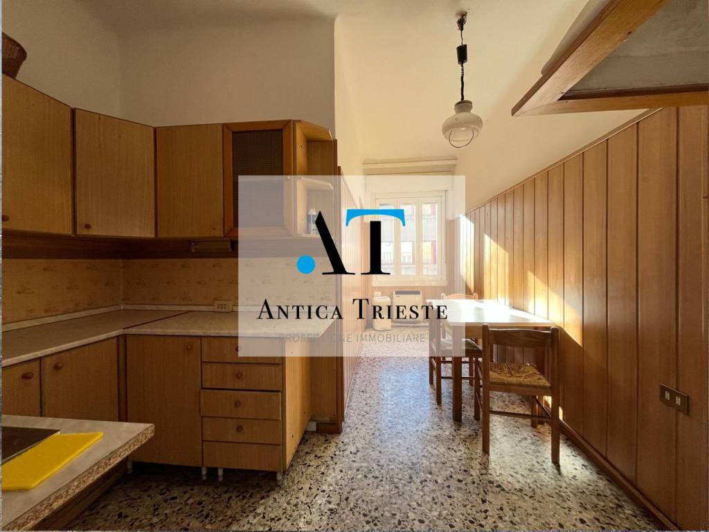 appartamento in vendita a Trieste