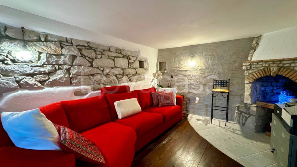 casa indipendente in vendita a Trieste in zona Santa Croce