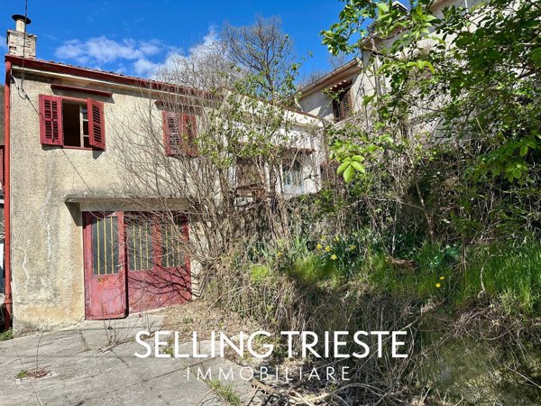 casa indipendente in vendita a Trieste in zona Roiano