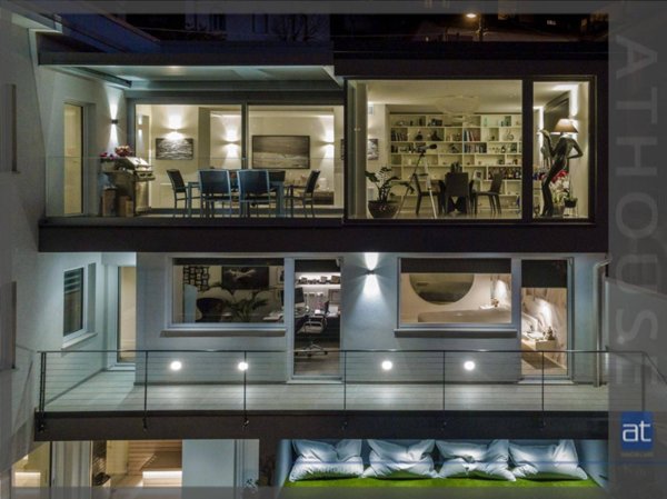casa indipendente in vendita a Trieste in zona Roiano