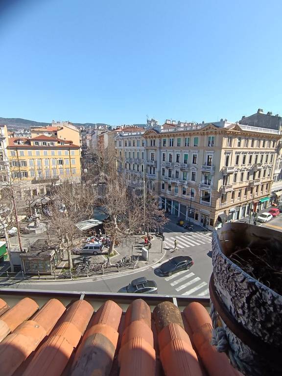 appartamento in vendita a Trieste