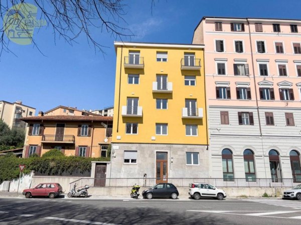 appartamento in vendita a Trieste in zona San Vito