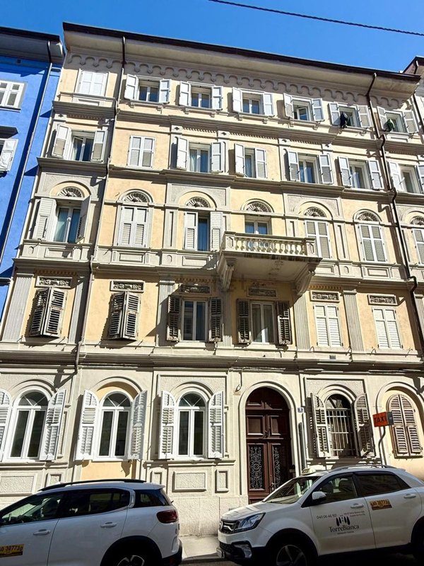 appartamento in vendita a Trieste
