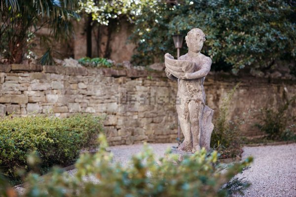 appartamento in vendita a Trieste in zona Borgo Teresiano