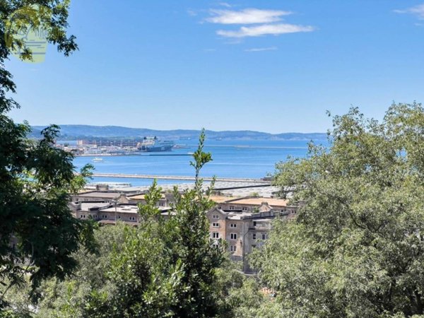 appartamento in vendita a Trieste in zona Barcola