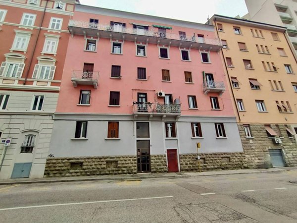 appartamento in vendita a Trieste in zona San Giacomo