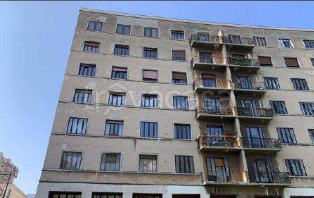 ufficio in vendita a Trieste in zona Borgo Teresiano