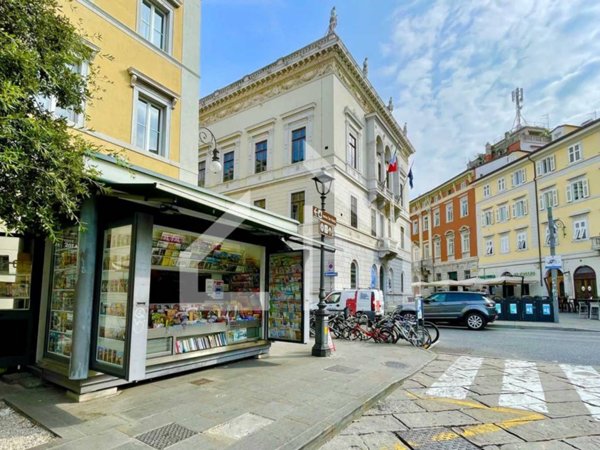 negozio in vendita a Trieste in zona Borgo Giuseppino