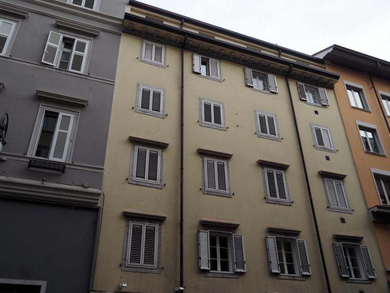 appartamento in vendita a Trieste in zona Borgo Teresiano