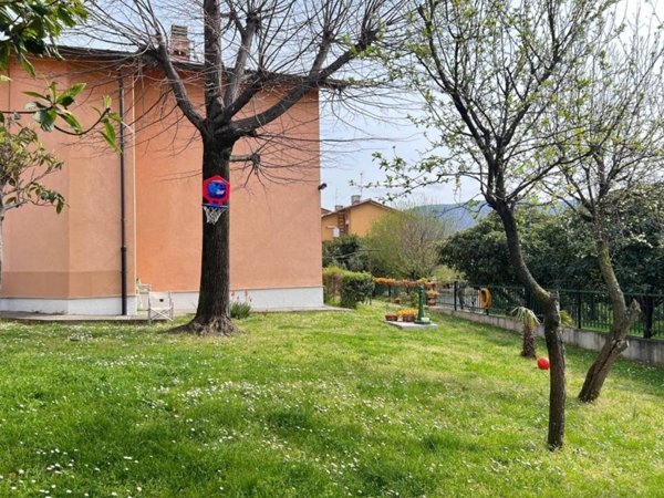 appartamento in vendita a Trieste in zona Cattinara