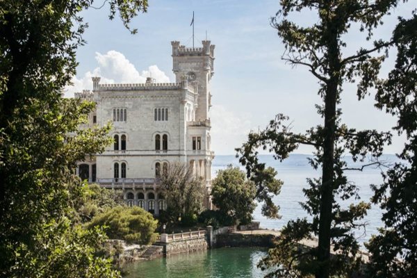 appartamento in vendita a Trieste