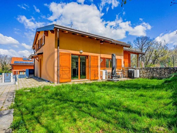casa indipendente in vendita a Trieste in zona Trebiciano