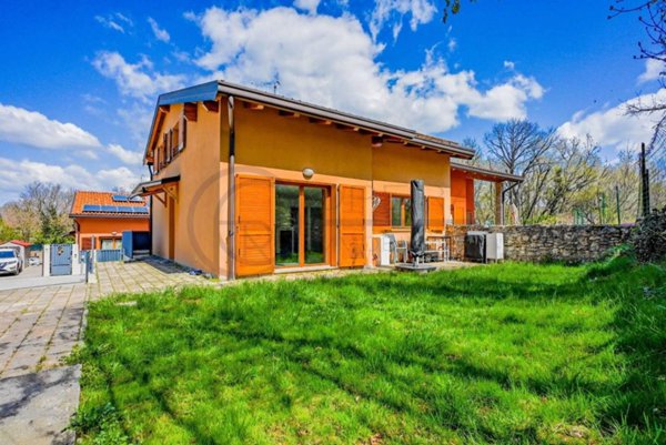 casa indipendente in vendita a Trieste in zona Trebiciano