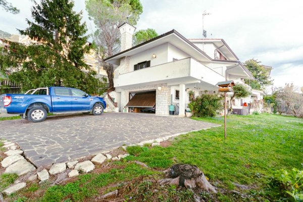 appartamento in vendita a Trieste in zona Barcola