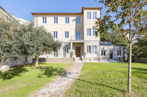 casa indipendente in vendita a Trieste