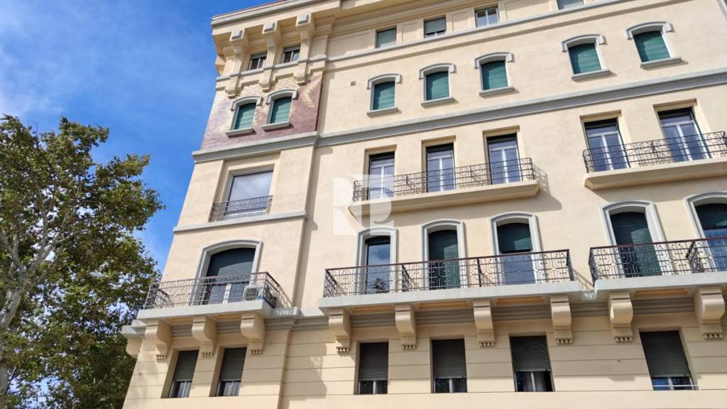 appartamento in vendita a Trieste in zona Città Vecchia