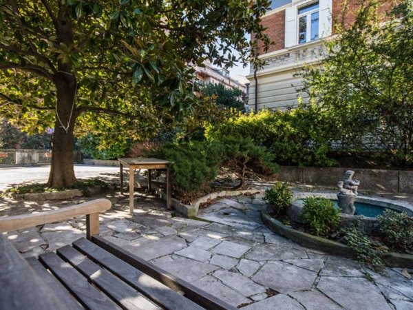 casa indipendente in vendita a Trieste in zona Scorcola