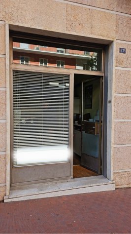 locale commerciale in vendita a Trieste