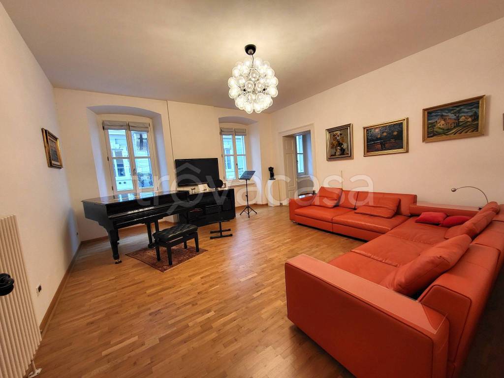 appartamento in vendita a Trieste in zona Città Vecchia
