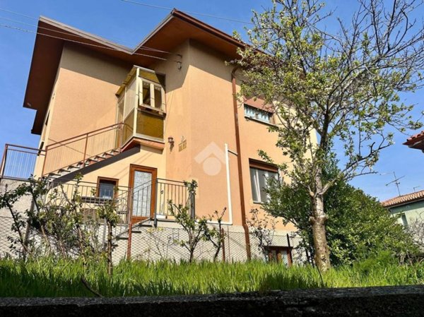 casa indipendente in vendita a Trieste