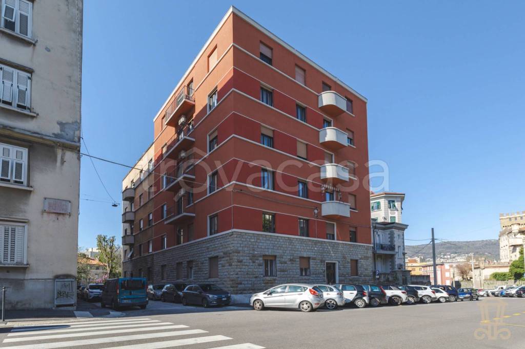 appartamento in vendita a Trieste in zona San Giacomo