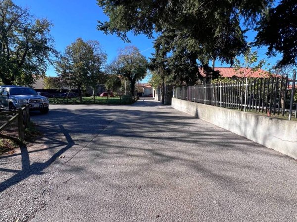 casa indipendente in vendita a Trieste in zona Basovizza