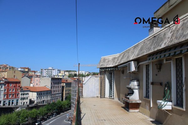 appartamento in vendita a Trieste in zona San Giacomo