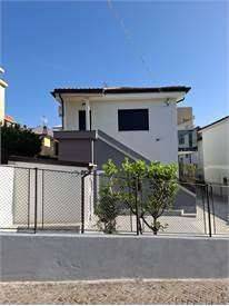 appartamento in vendita a Trieste in zona Borgo San Sergio